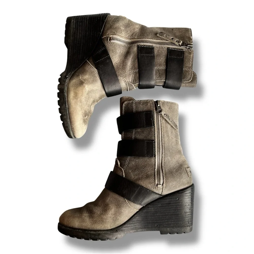 Sorel After Hours Wedge Suede Ankle Bootie Women's 8